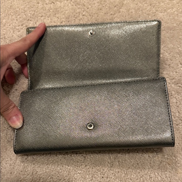 Michael Kors Metallic Silver wallet - Picture 3 of 5